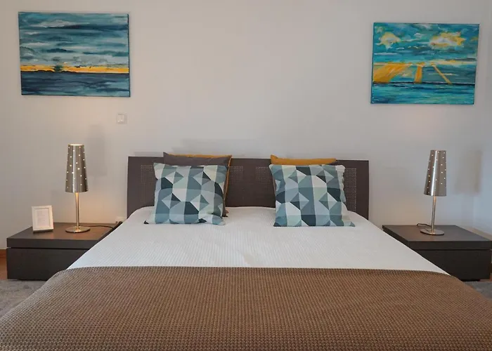 Oriente River View W/ Balcony&garage Lejlighed *