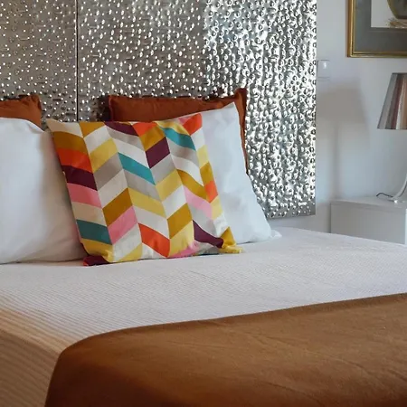 Oriente River View W/ Balcony&garage