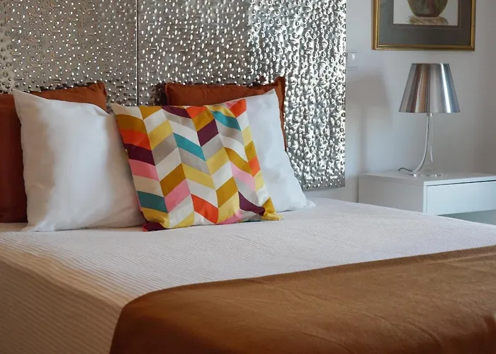 Oriente River View W/ Balcony&garage