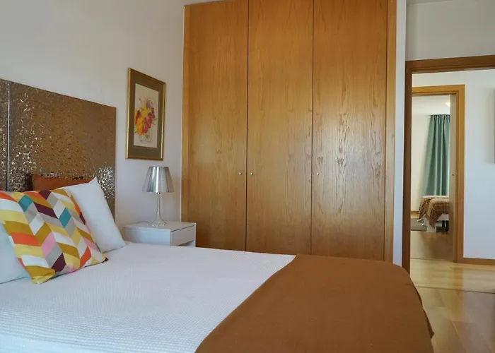 Oriente River View W/ Balcony&garage Appartement *